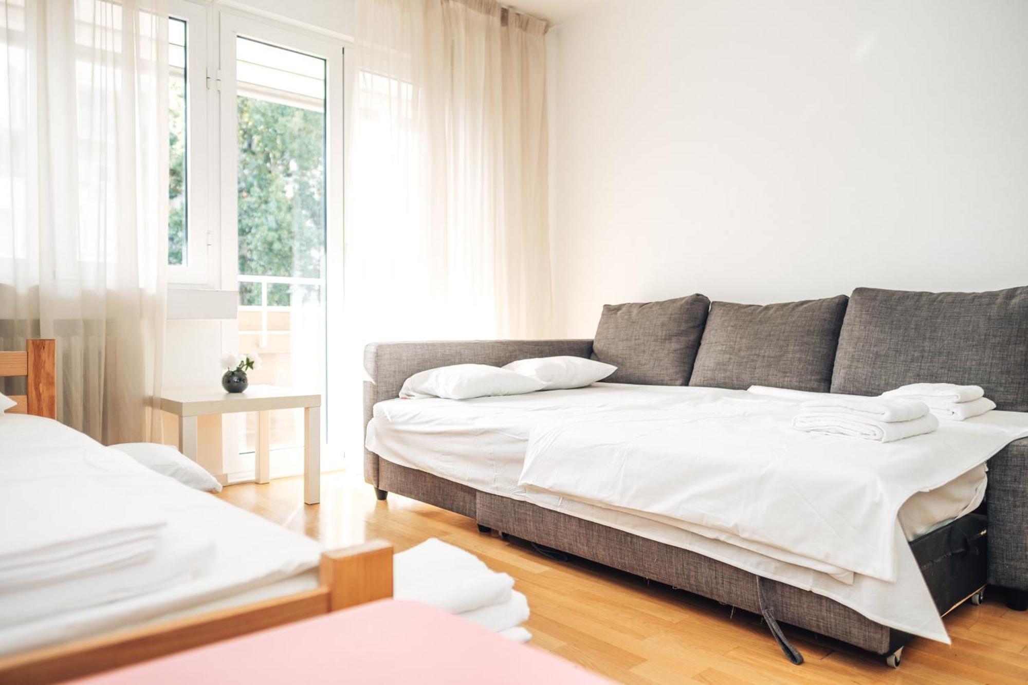 Crown Central Three Bedroom Apartment Belgrado Buitenkant foto