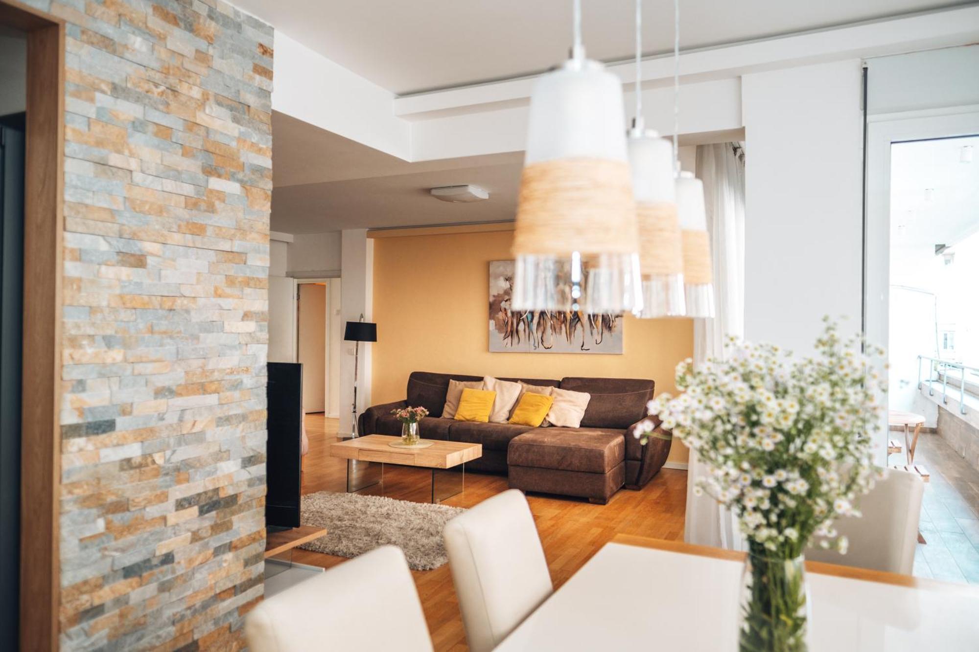 Crown Central Three Bedroom Apartment Belgrado Buitenkant foto